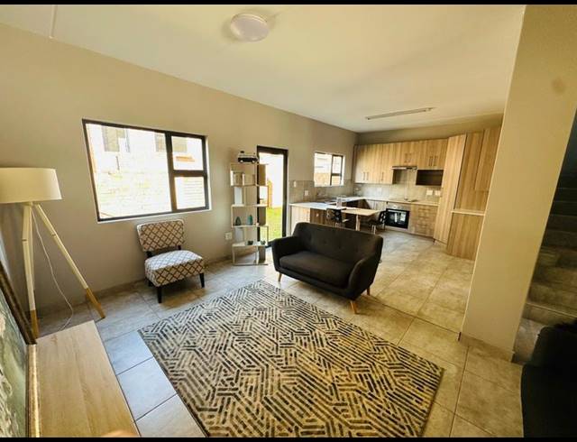 3 BEDROOM TOWNHOUSE FOR SALE IN WITBANK CENTRAL